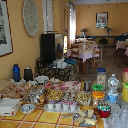 Hotel Conchiglia Монтекатіні-Терме Екстер'єр фото