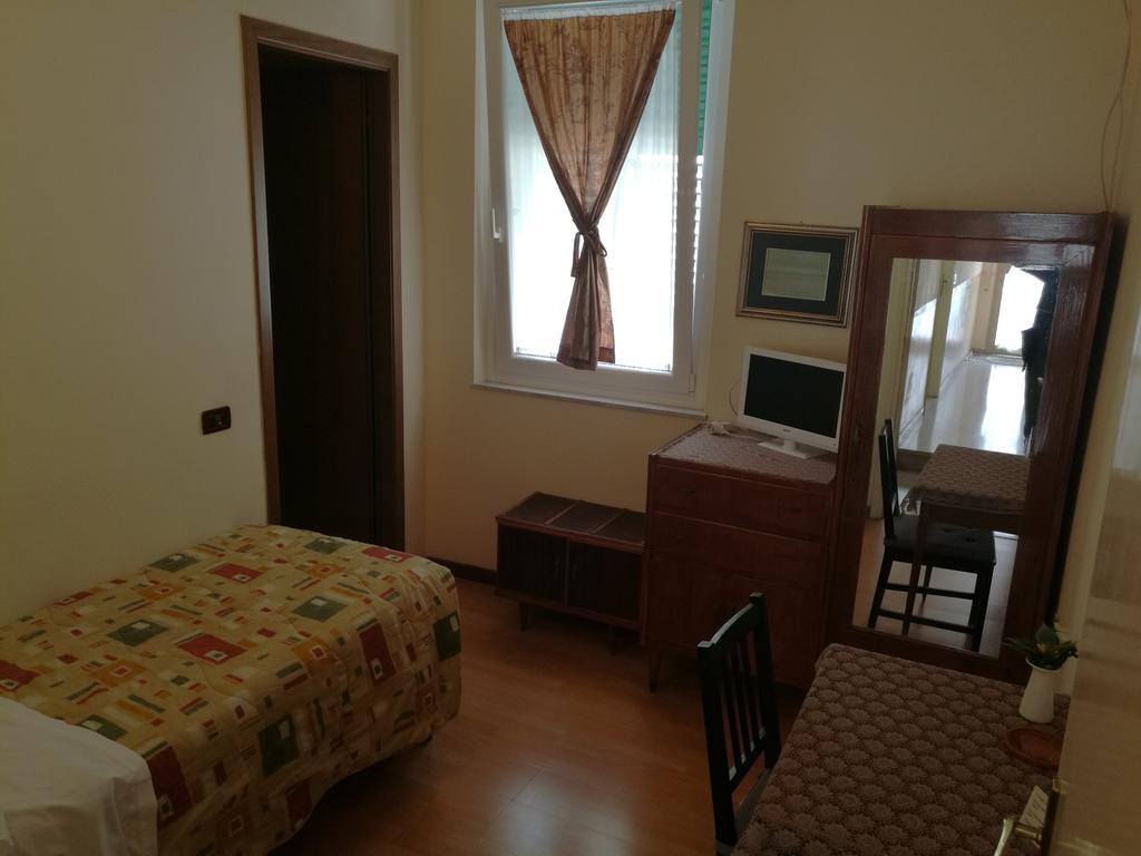 Hotel Conchiglia Монтекатіні-Терме Екстер'єр фото